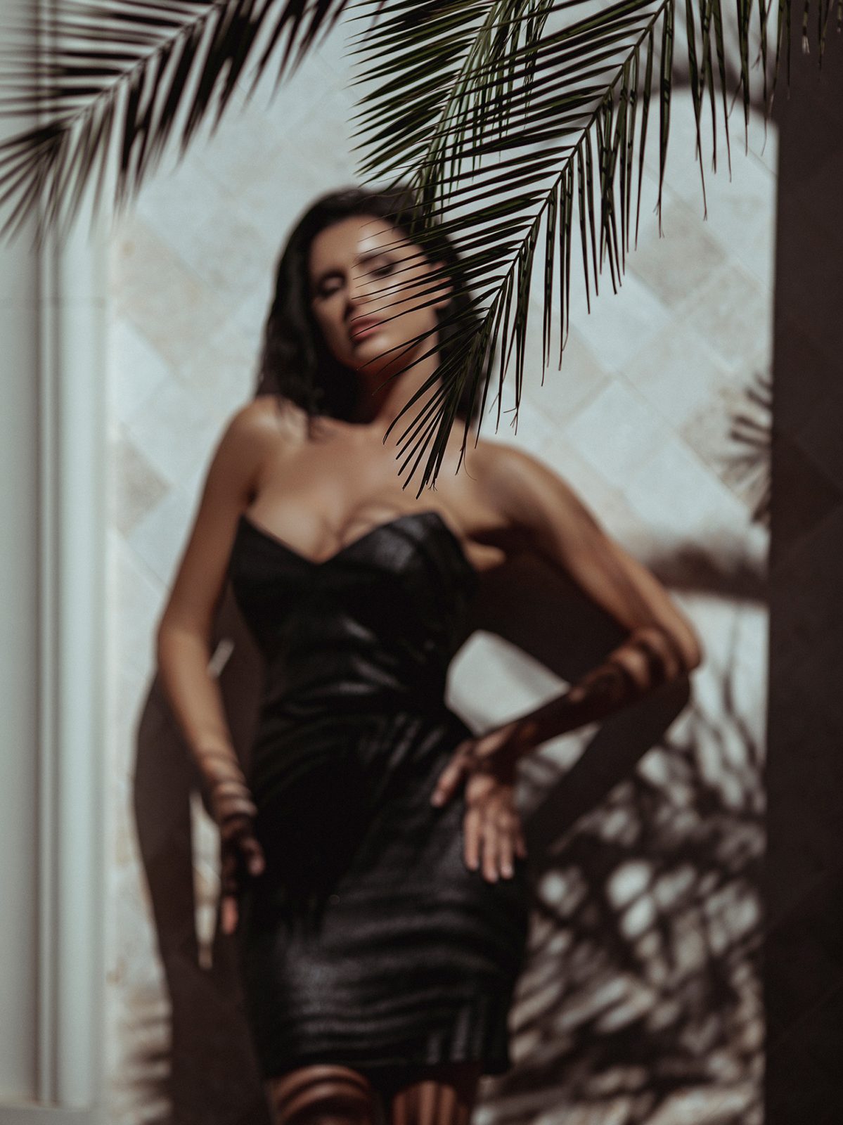 Structured Corset Pencil Mini Dress in black – view 6